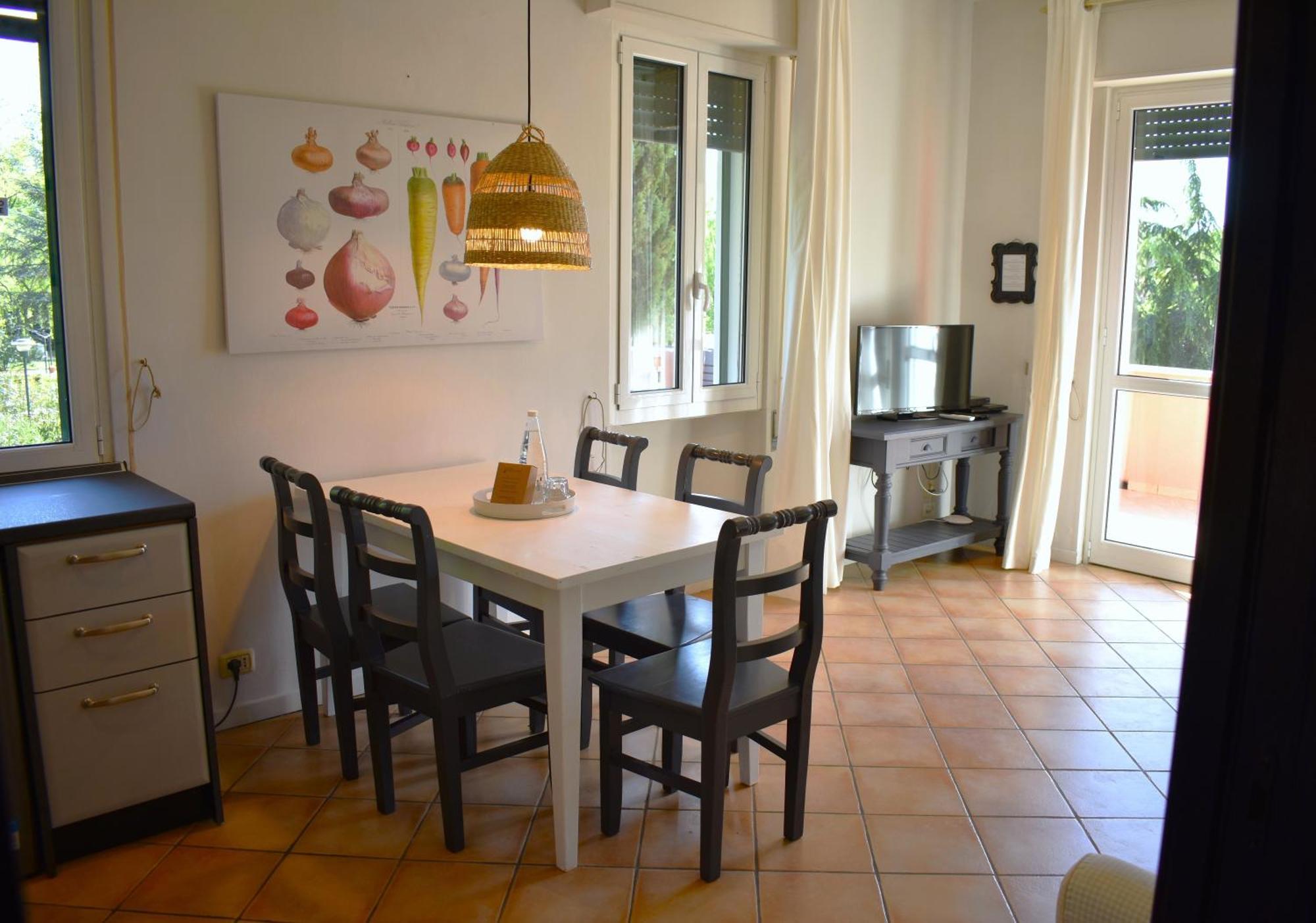 Park Residence Il Gabbiano Moniga del Garda Værelse billede